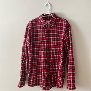 Gap flannel button up shirt. Men’s size L
